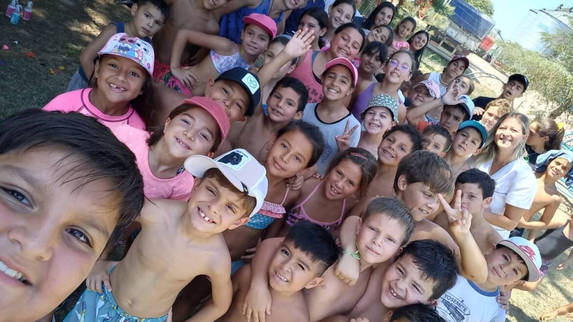 Jornada de trabajo conjuntamente con la Escuela Municipal de Verano